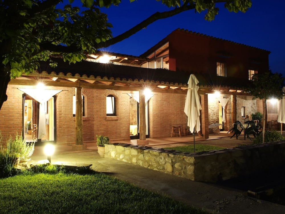 Modern Mansion in Bordils With Swimming Pool — hotel in Bordils
