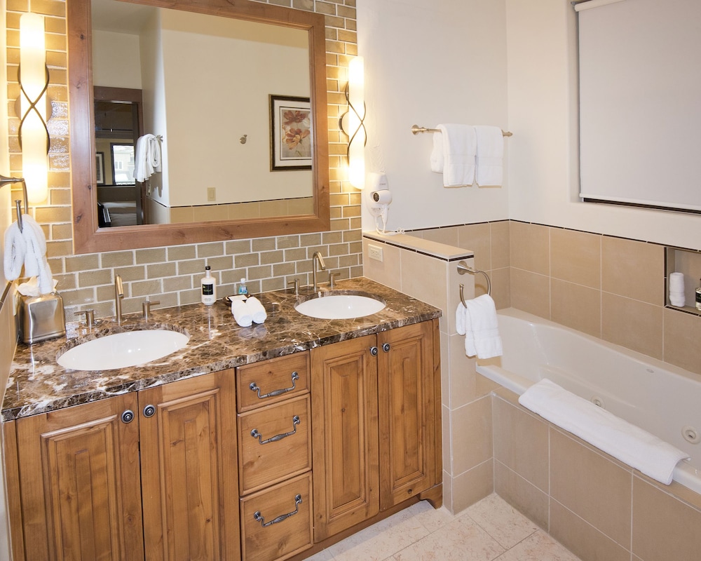 The Arrabelle A RockResort by Vail Resorts - photo 145