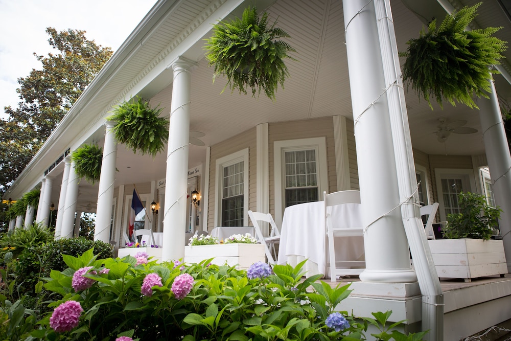 Burke Manor Inn & Pavilion - photo 48