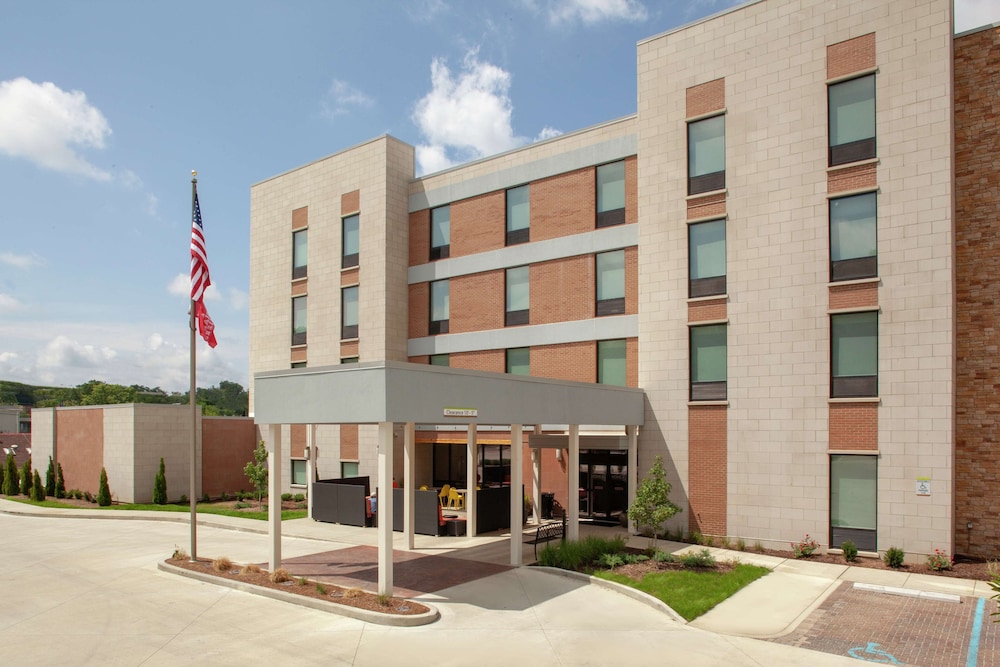 Home2 Suites by Hilton Bloomington - photo 22