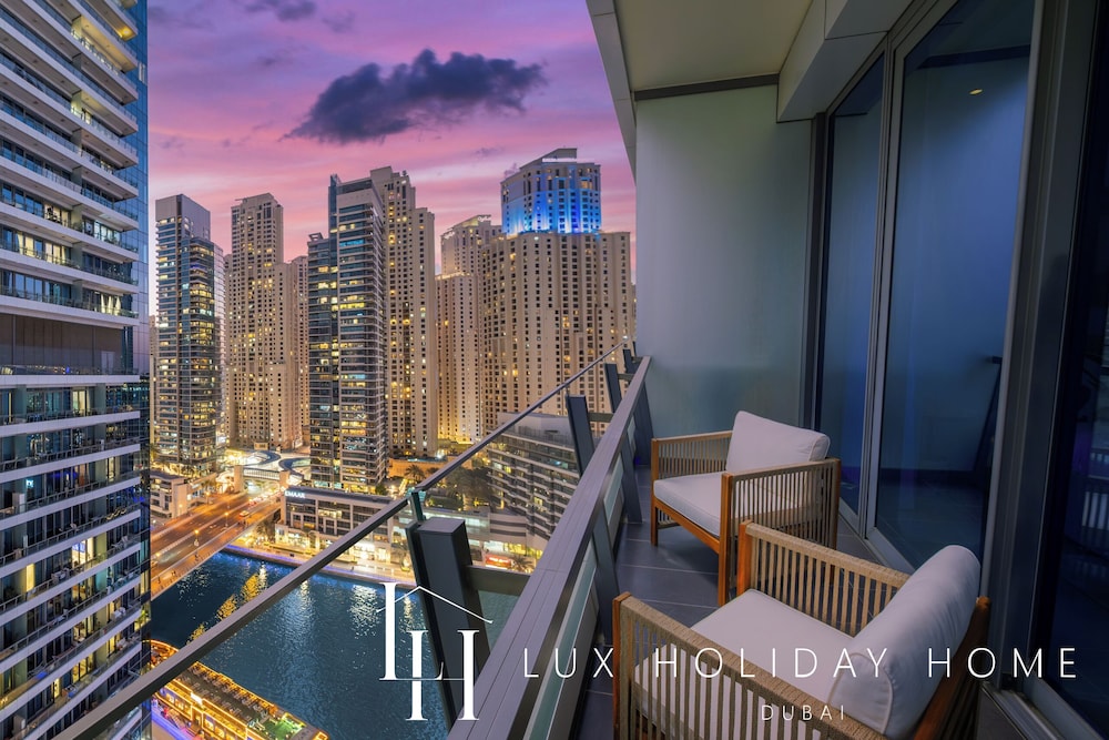 LUX The Silverene Marina View Studio 2 — 4-Star Luxury Hotel in Dubai, United Arab Emirates