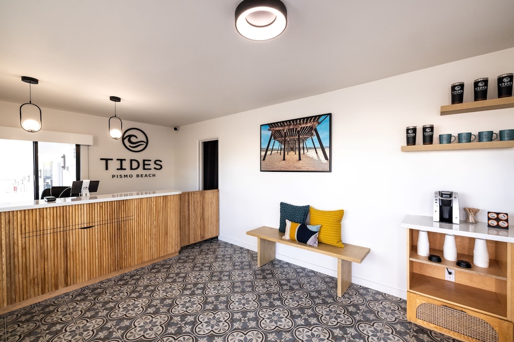 The Tides Oceanview Inn and Cottages - photo 9