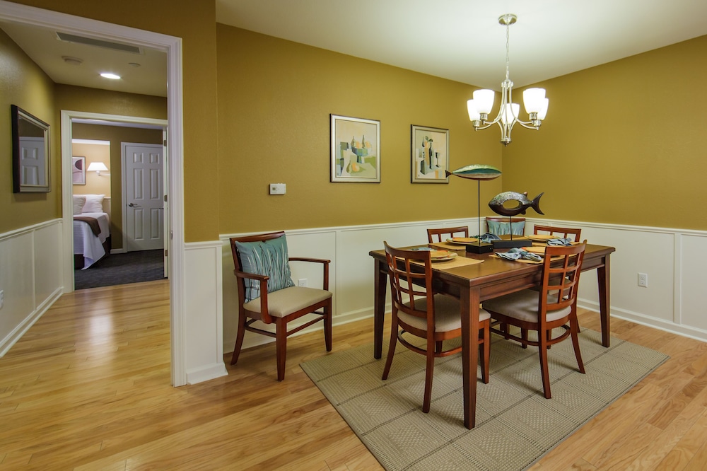Holiday Inn Club Vacations Holiday Hills Resort Branson by IHG - photo 17