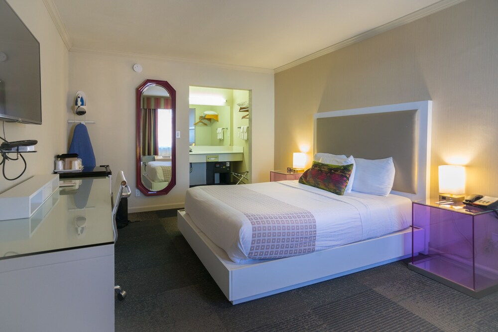 Inn at Golden Gate - photo 20