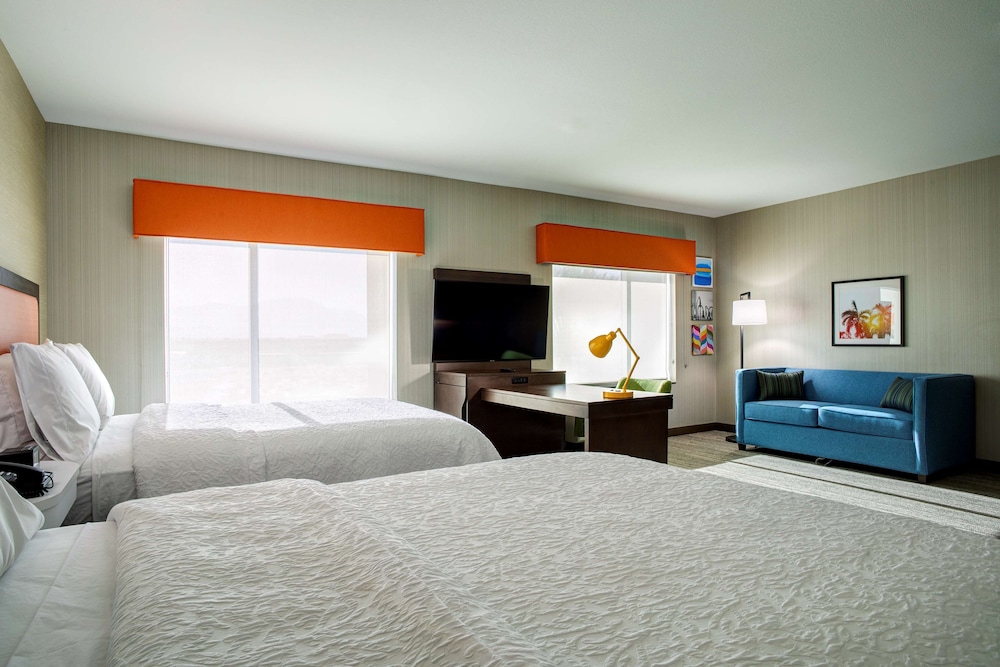 Hampton Inn & Suites Indio - photo 14