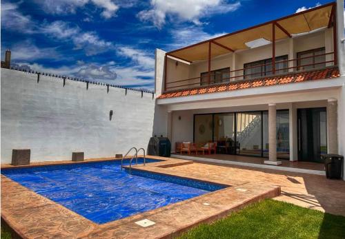Casa de campo con alberca a 10 min del centro del SLP — 4-Star Luxury Hotel in San Nicolas, Mexico