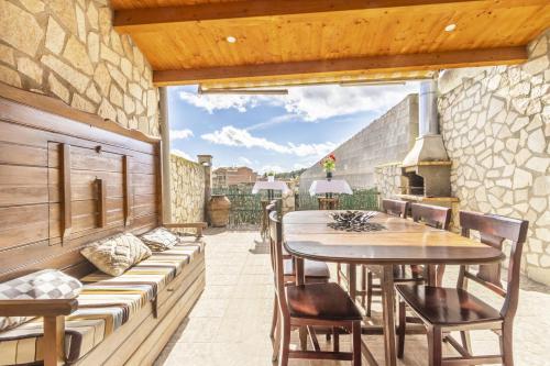 El Petit Maialenc — 4-Star Luxury Hotel in Mequinensa / Mequinenza, Spain