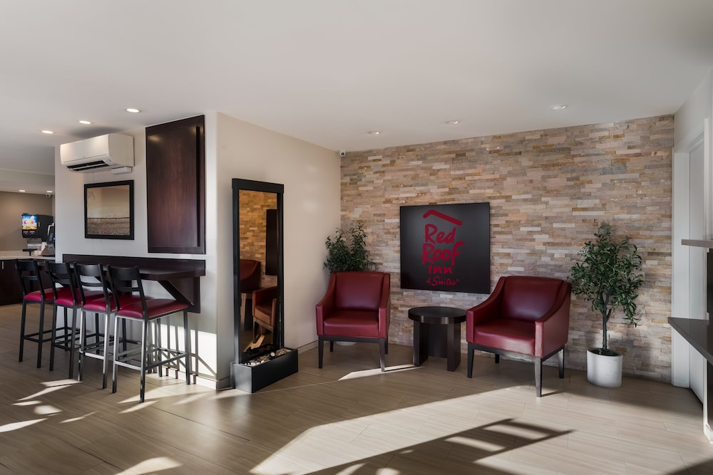 Red Roof Inn Stockton - photo 2