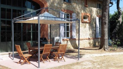 Les tamaris — hotel in La Londe-Les-Maures