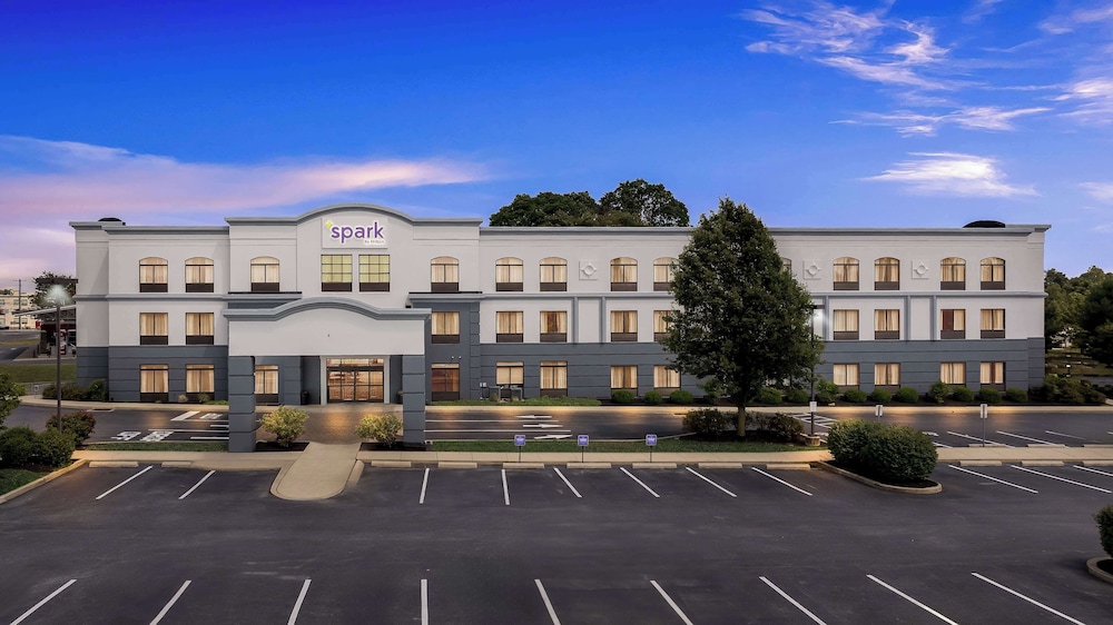 Spark by Hilton Lancaster Dutch Country - featured photo