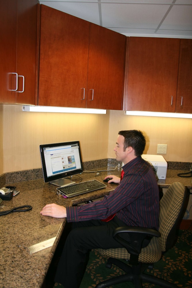 Hampton Inn & Suites Tucson East Williams Center - photo 37