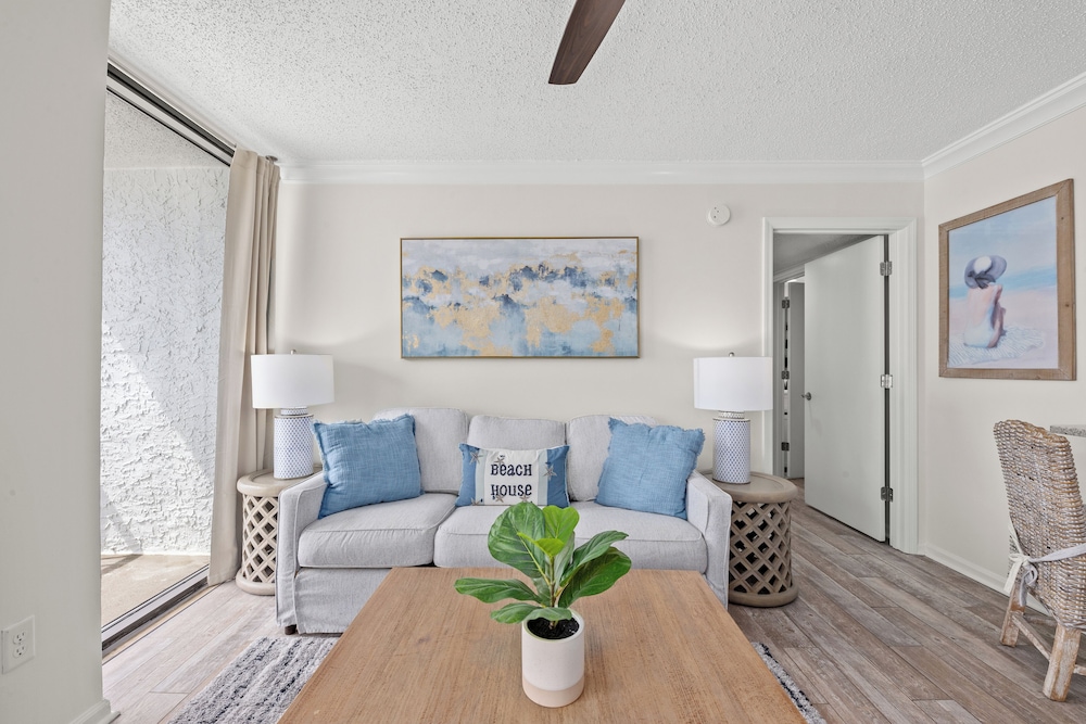 Sandpiper Beacon Beach Resort - photo 9