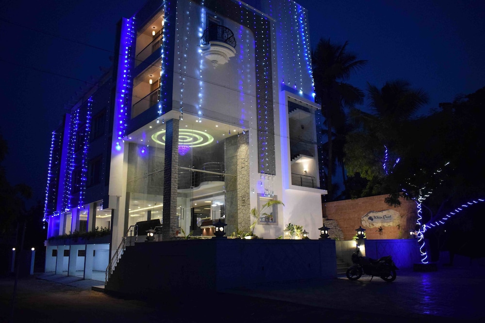 White Pearl Residency - carbon neutral hotel in Puducherry
