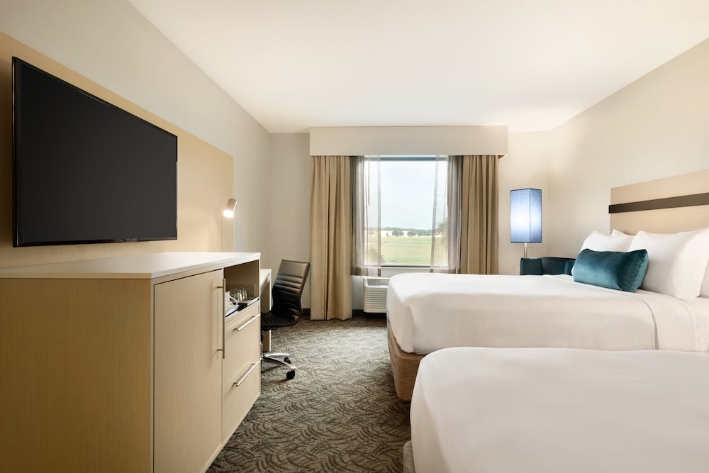 Holiday Inn Bloomington Normal by IHG - photo 5