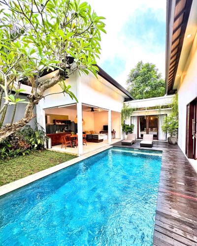 D'Kamboja Villa Bali Umalas Managed by Dkamboja Group — 4-Star Luxury Hotel in Canggu, Indonesia