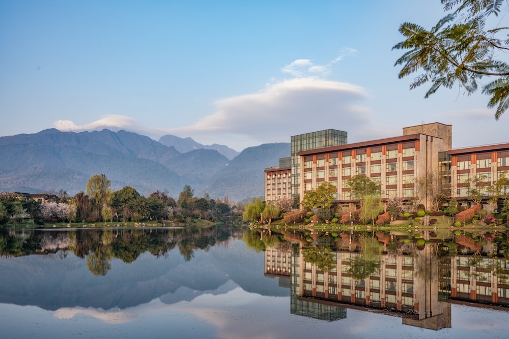 Le Méridien Emei Mountain Resort in Leshan, People's Republic of China