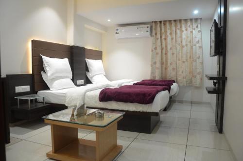 Hotel Furat Inn — Vapi — photo 3