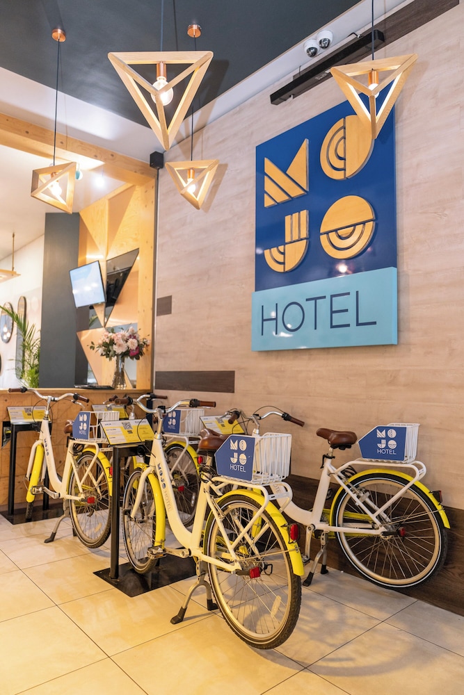 Mojo Hotel