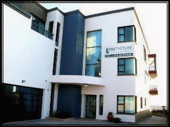 Boathouse Bed & Breakfast — 4-Star Luxury Hotel in Swakopmund, Namibia