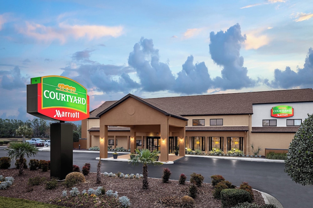 Courtyard by Marriott Wilmington Wrightsville Beach in Wilmington, United States