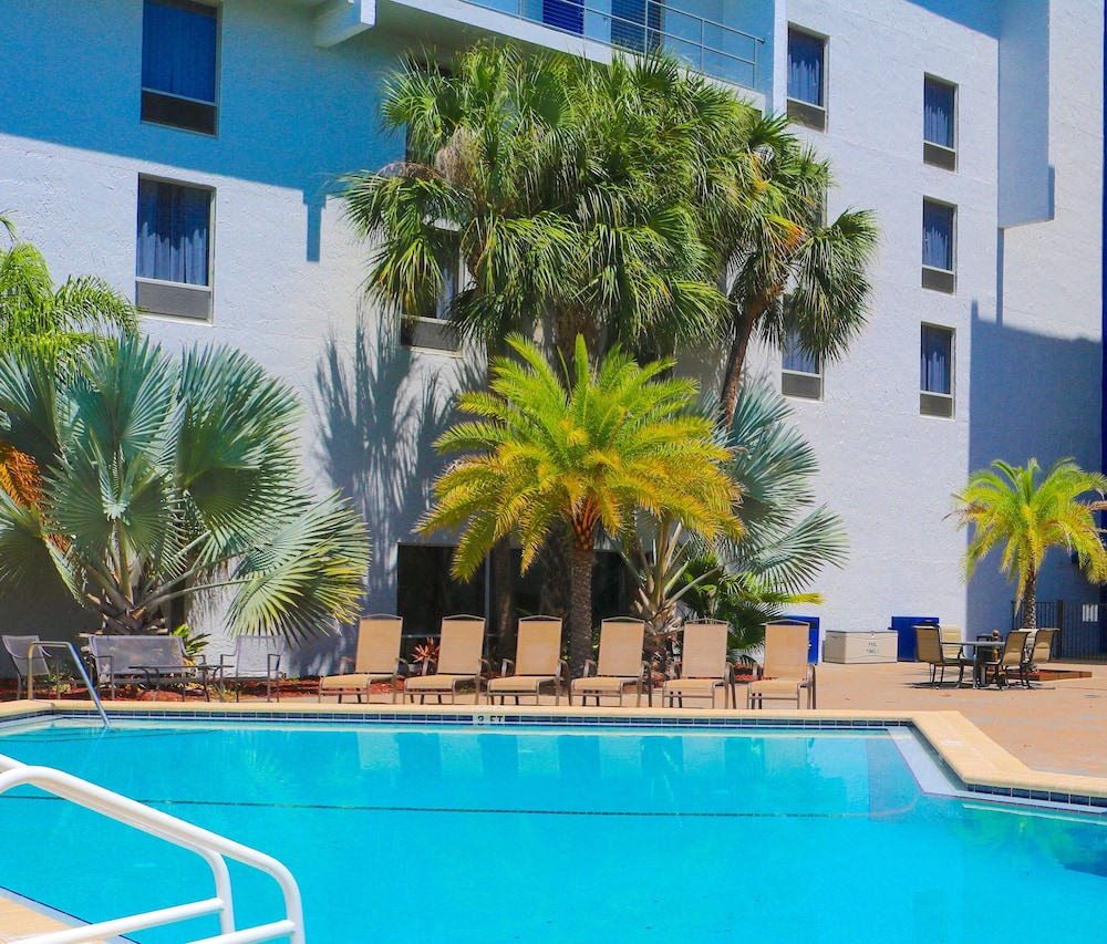 Southbank Hotel by Marriott Jacksonville Riverwalk - photo 8