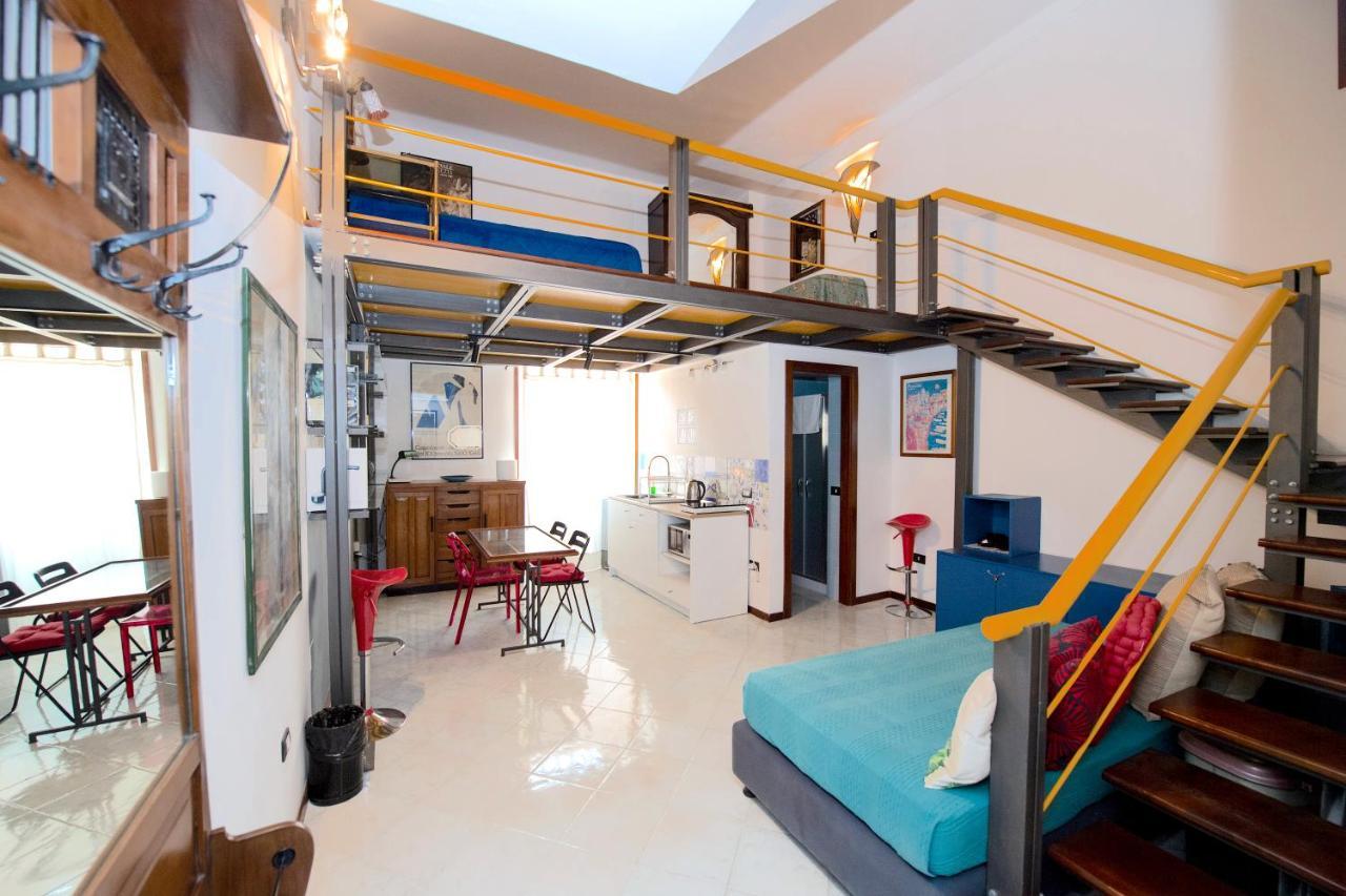 Duplex Con Vista Vesuvio — hotel in Portici