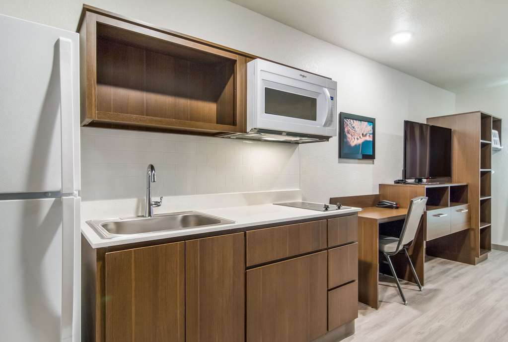 WoodSpring Suites Jacksonville Baymeadows - photo 32