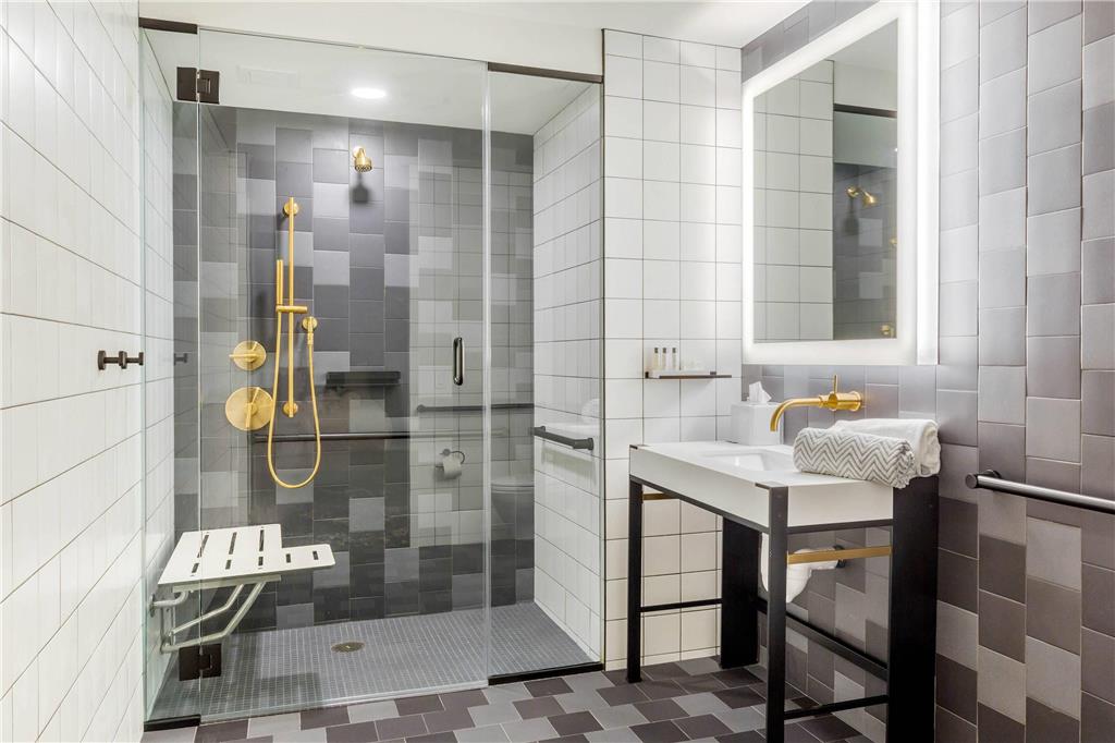 Cambria Hotel Boston Downtown Seaport - photo 21