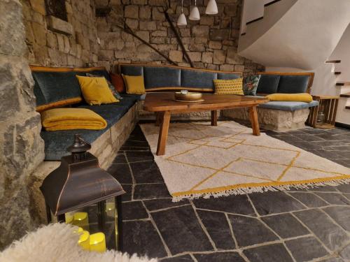 RawertsRefugium - carbon neutral hotel in Bell