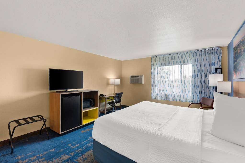 Days Inn by Wyndham Newton - photo 31