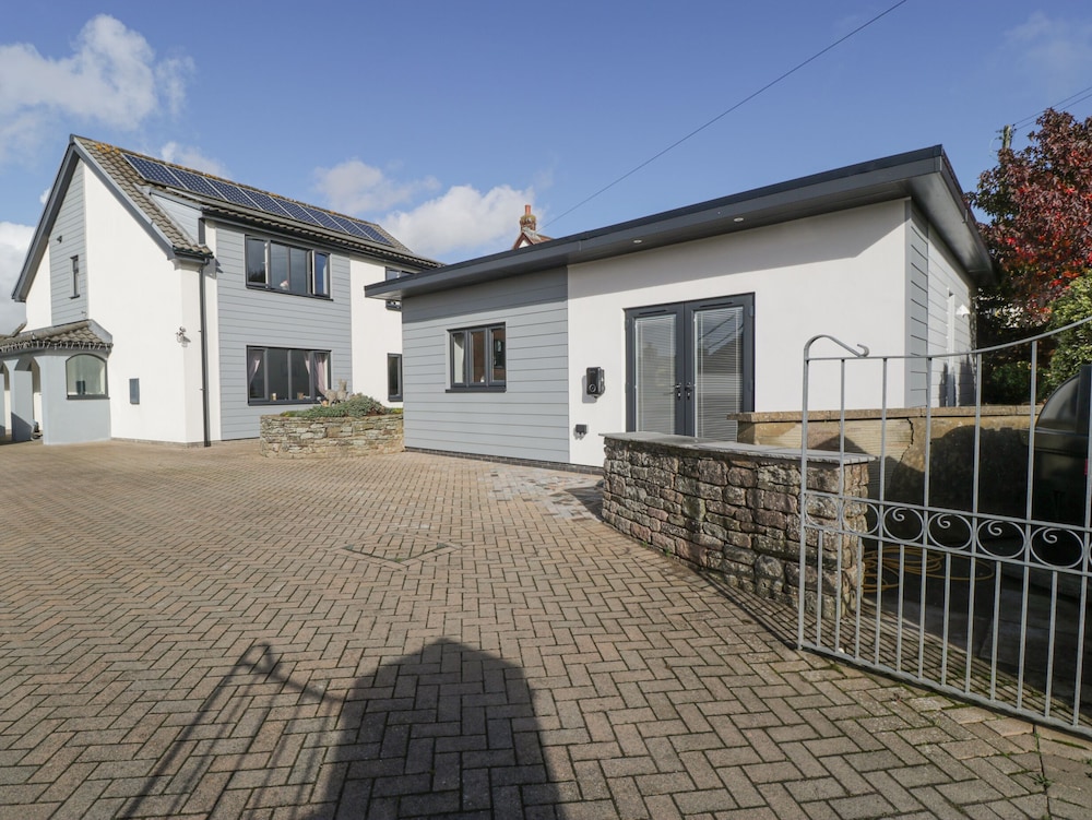 Aneths Annex - carbon neutral hotel in Drybrook