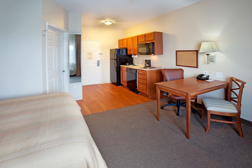 Candlewood Suites Corpus Christi Spid by IHG - photo 13