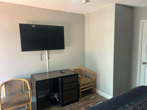 LaBelle Motel - photo 15