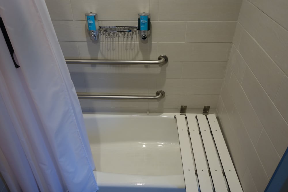 Aloft Raleigh Durham Airport Brier Creek - photo 37