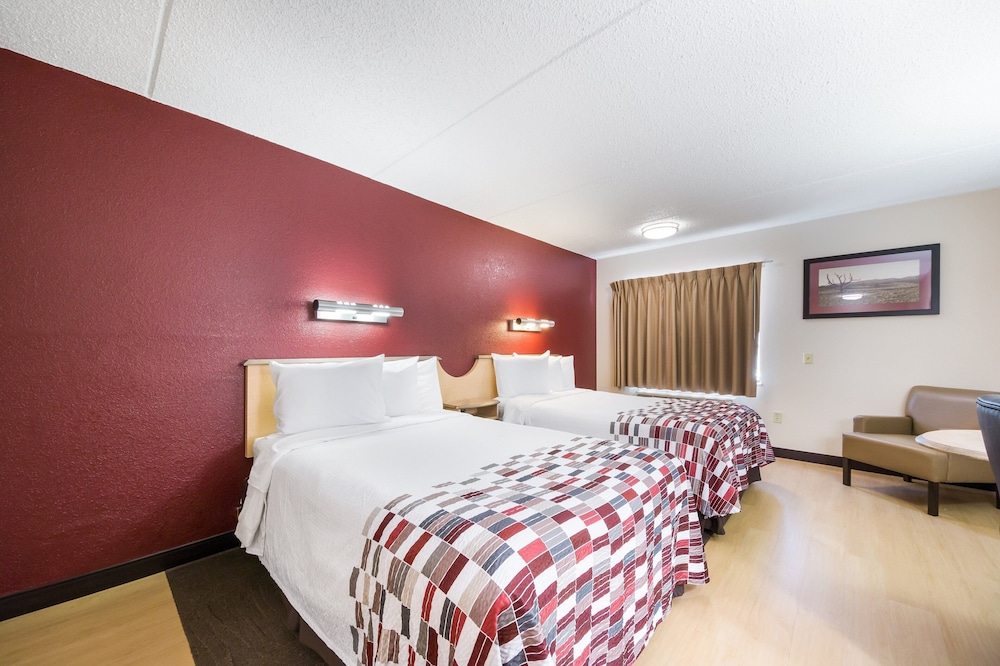 Red Roof Inn Laredo - photo 16