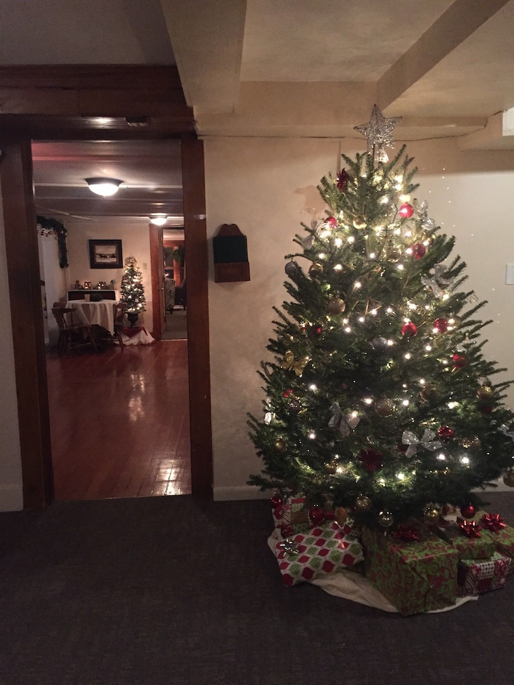 The Vermont Inn - photo 64