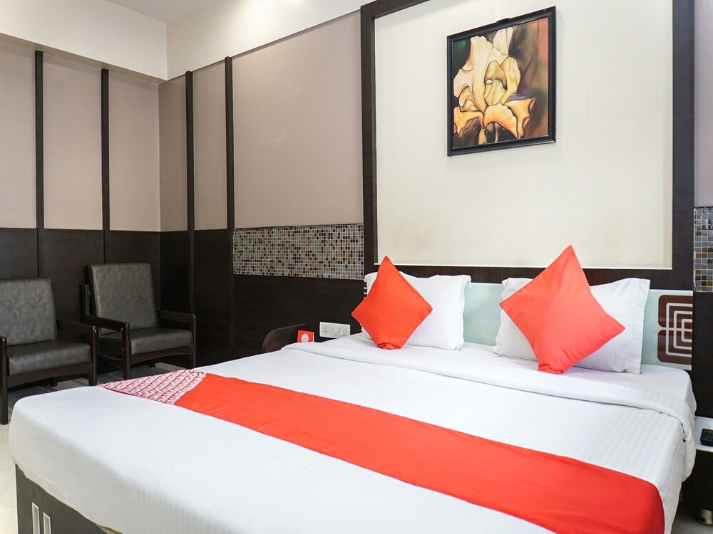 Oyo 23693 Savedi in Ahmadnagar, India