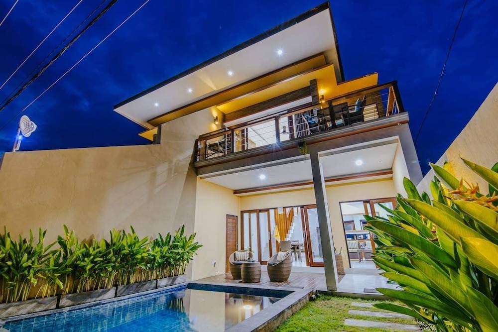 Secret Outlook Lembongan — 4-Star Luxury Hotel in Bali, Indonesia
