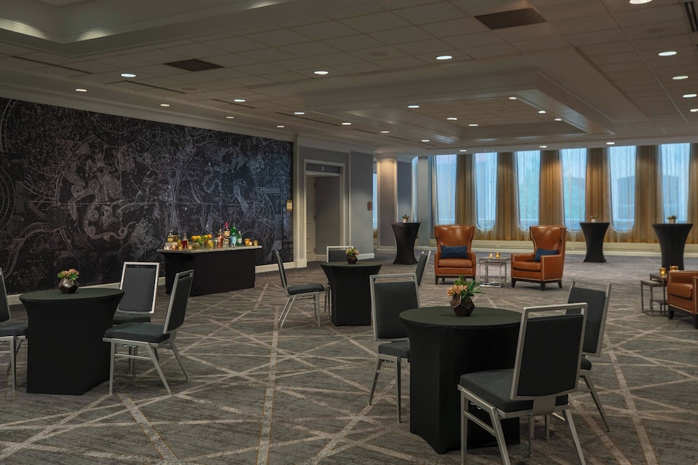 Renaissance Columbus Downtown Hotel - photo 54