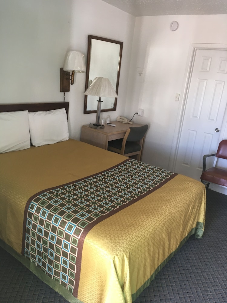 Kansan Motel — Liberal — photo 2