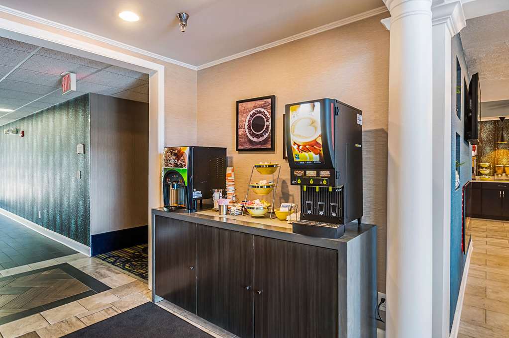Quality Inn Harrisonburg I 81 - photo 40