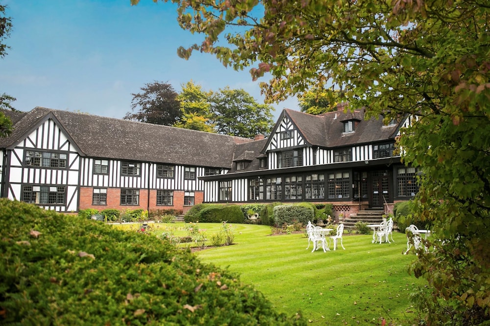 Hogarths Stone Manor — Kidderminster — photo 2