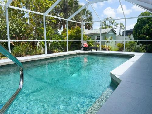 Tropical Paradise Near To Manasota Key Private Heated Pool Wifi — Englewood