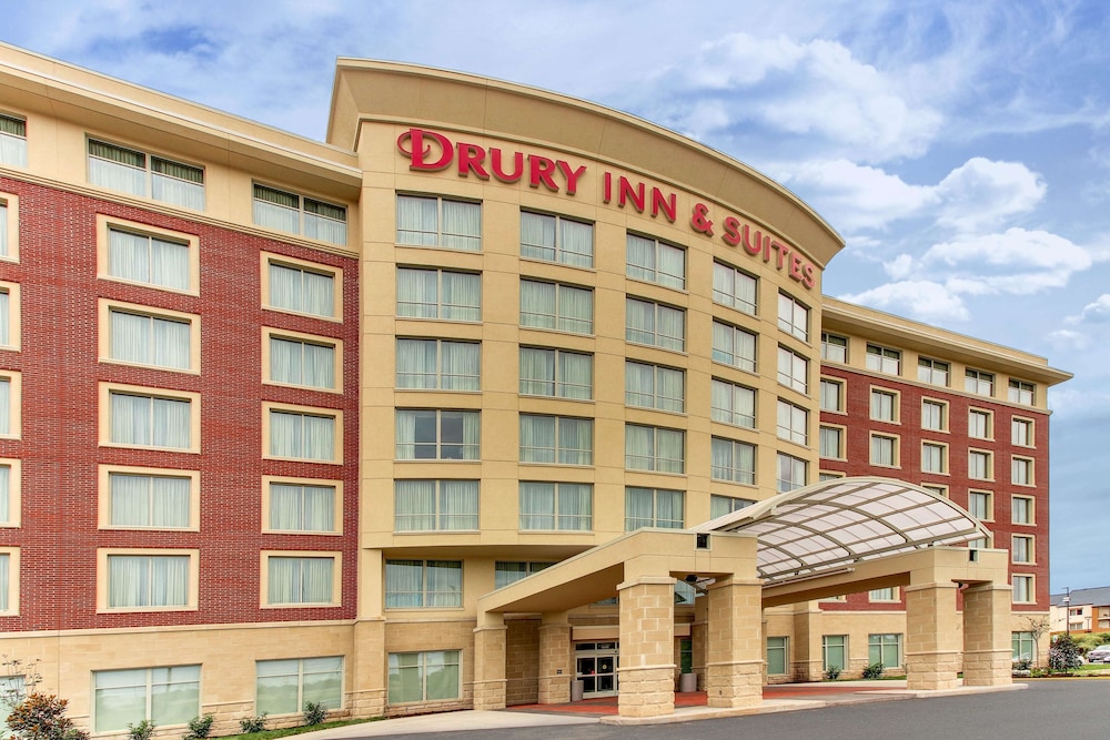 Red Roof Plus Suites Knoxville West C — Knoxville