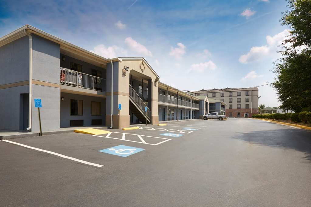 Quality Inn Augusta West Near Fort Gordon - photo 2