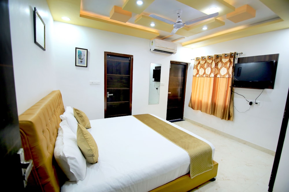 Hotel Subcity - last minute hotel in Udaipur