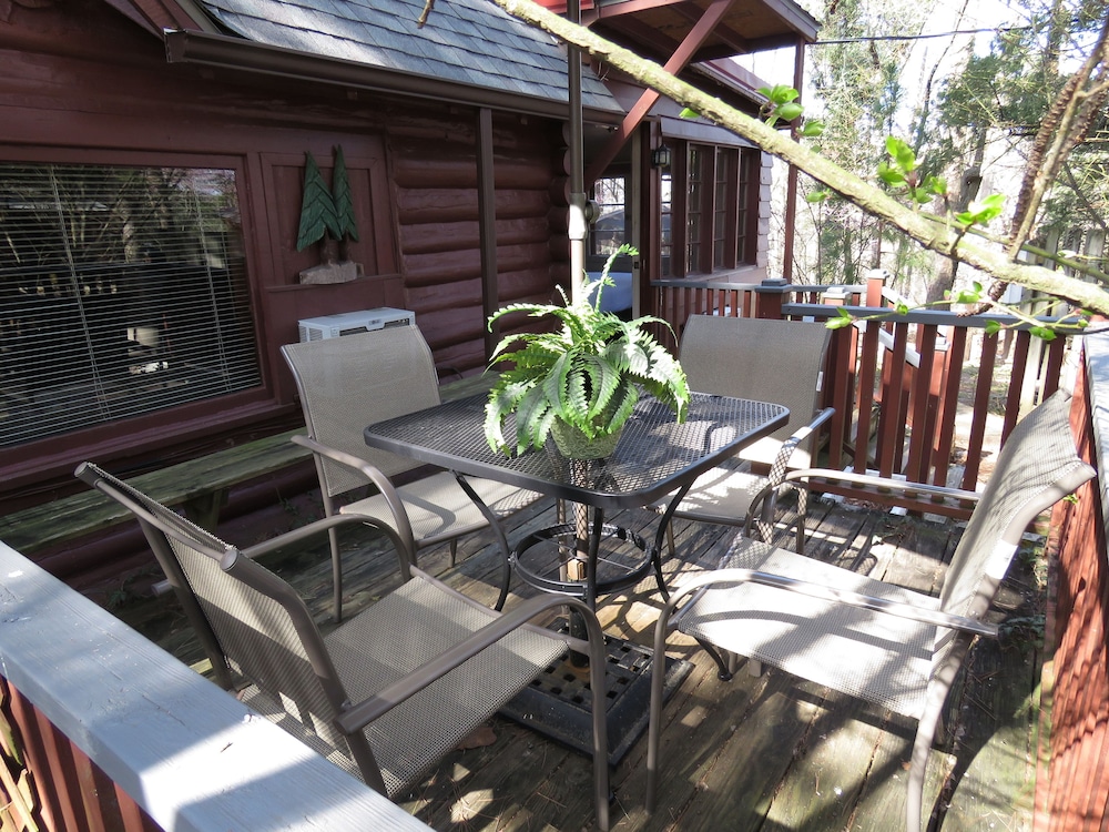 Tall Pines Inn - photo 77