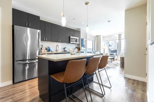 Private 2BR Apt Seaport Disctrict — 4-Star Luxury Hotel in Boston, United States