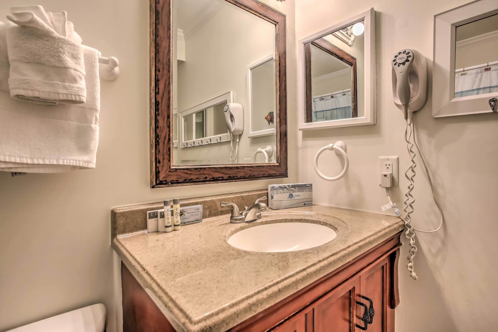 Cozy Myrtle Beach Escape With Resort Amenities - photo 2