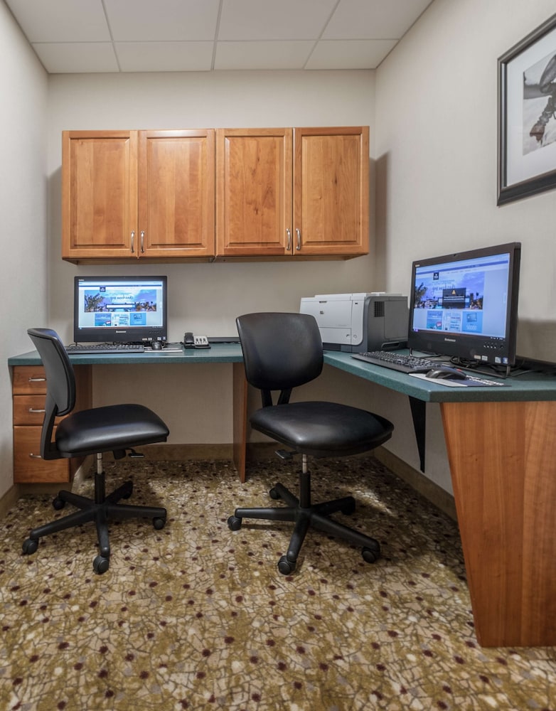 Hampton Inn Freeport Brunswick - photo 50